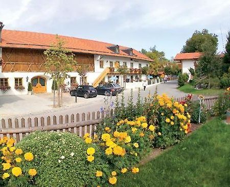 Gasthof & Hotel Jaegerwirt Aufhofen Eksteriør billede